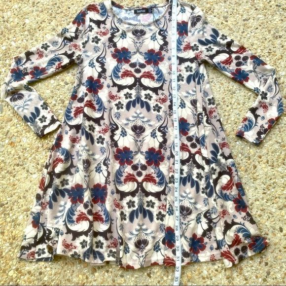 NWOT Boo Hoo Floral Boho Knit Long Sleeve Dress 4 - Picture 6 of 9